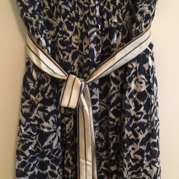 BCBG Summer Dress - Picture 4 of 6